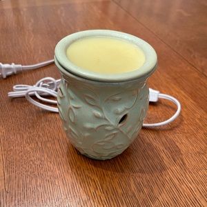Wax warmer